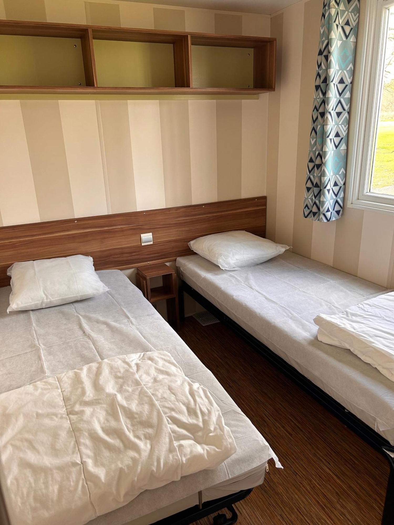 Camping Les Petites Minaudieres Coussay-les-Bois الغرفة الصورة