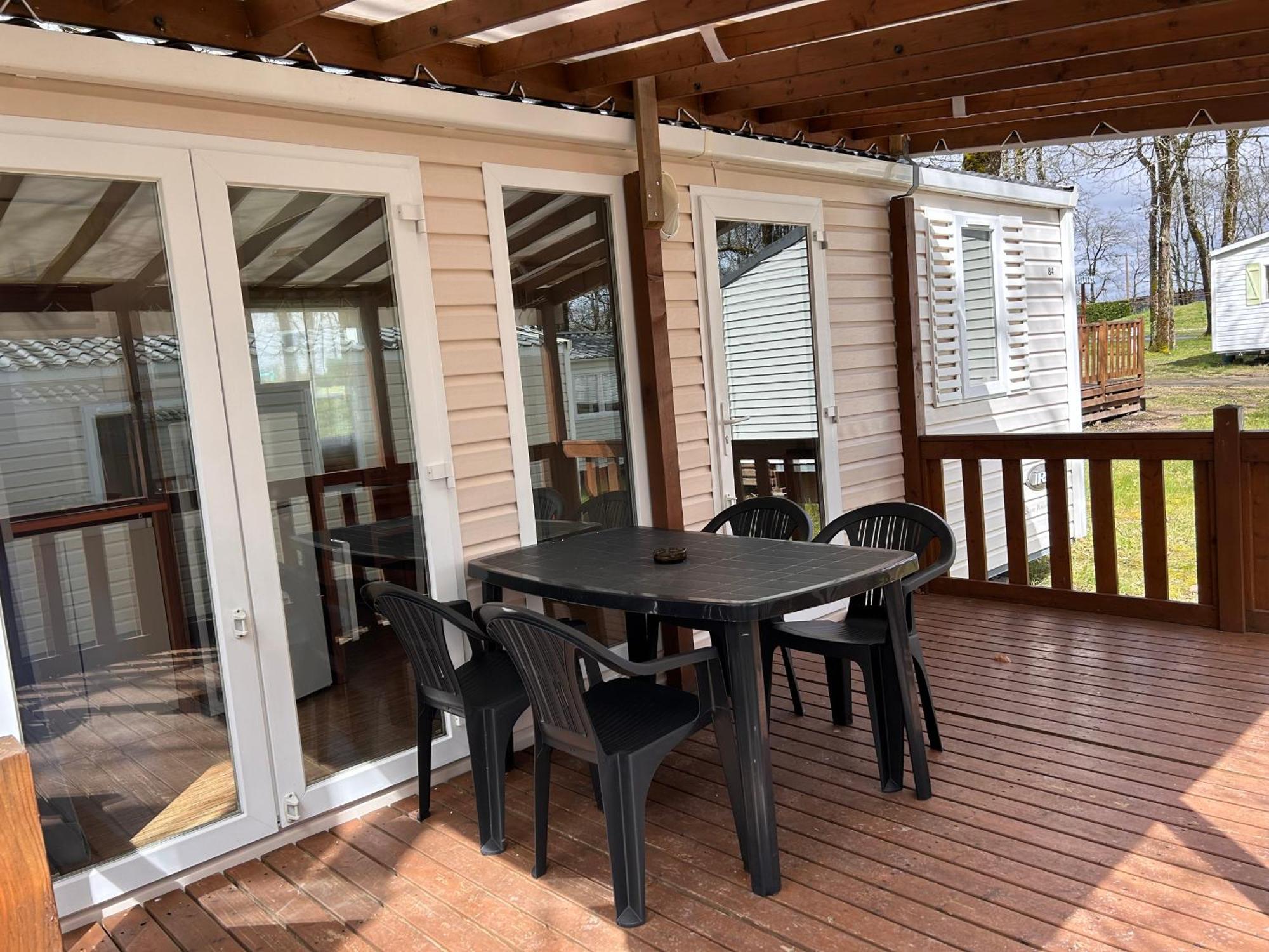 Camping Les Petites Minaudieres Coussay-les-Bois الغرفة الصورة