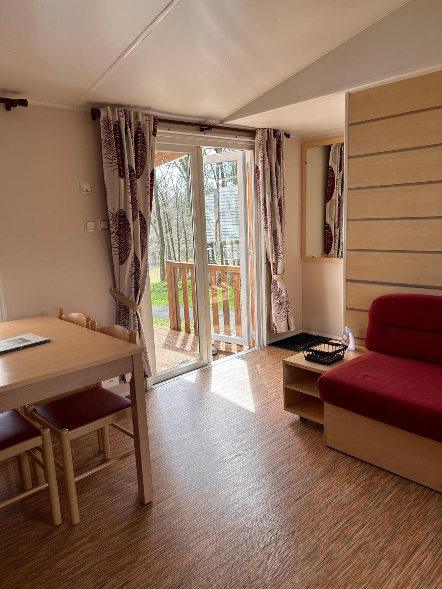Camping Les Petites Minaudieres Coussay-les-Bois الغرفة الصورة